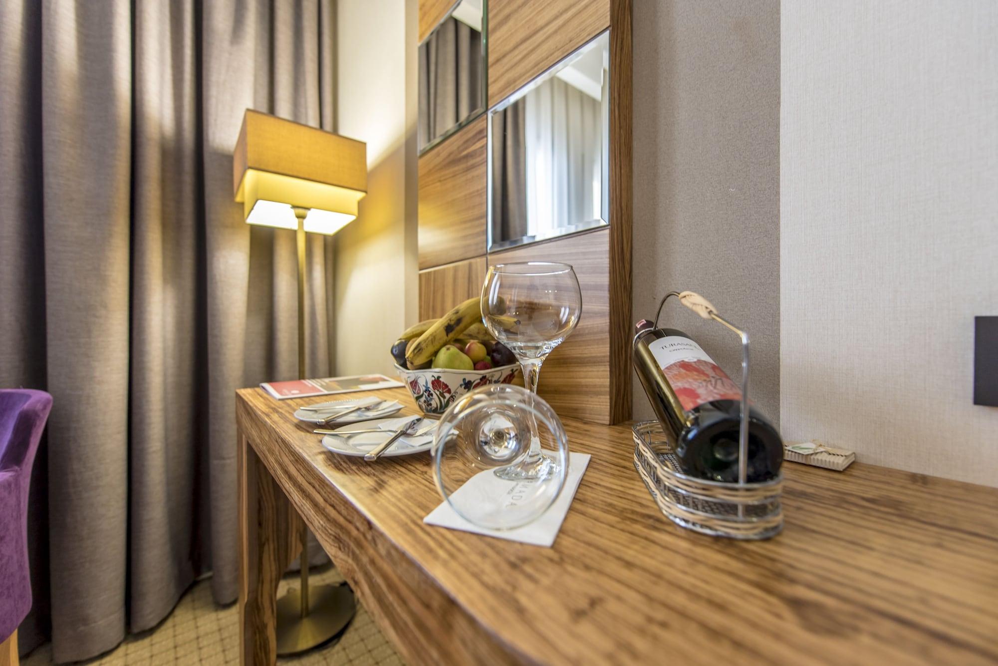Hotel Ramada By Wyndham Cappadocia Ortahisar Zewnętrze zdjęcie