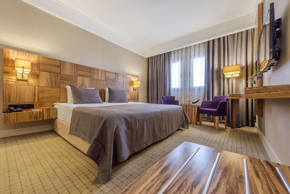 Hotel Ramada By Wyndham Cappadocia Ortahisar Zewnętrze zdjęcie
