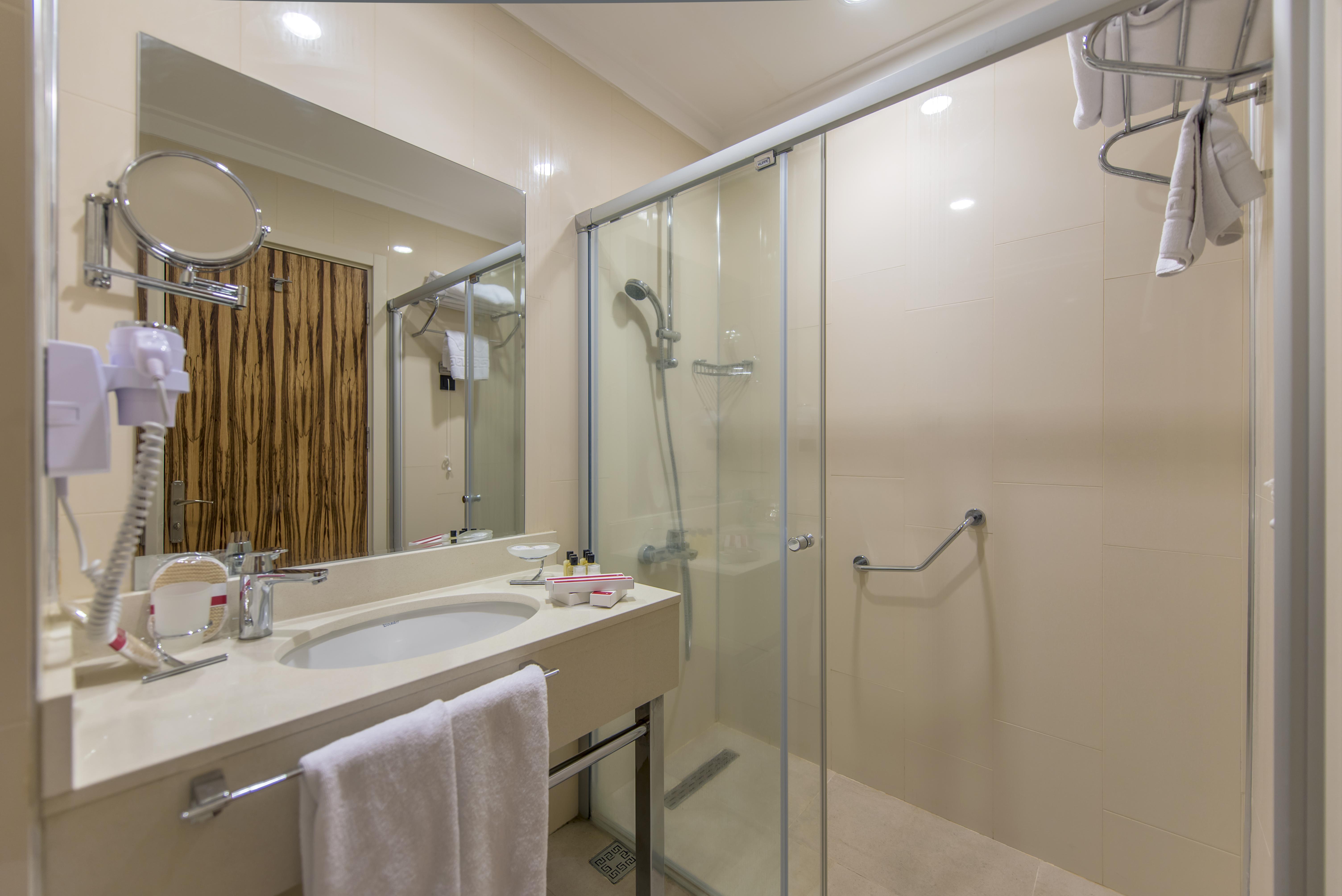 Hotel Ramada By Wyndham Cappadocia Ortahisar Zewnętrze zdjęcie