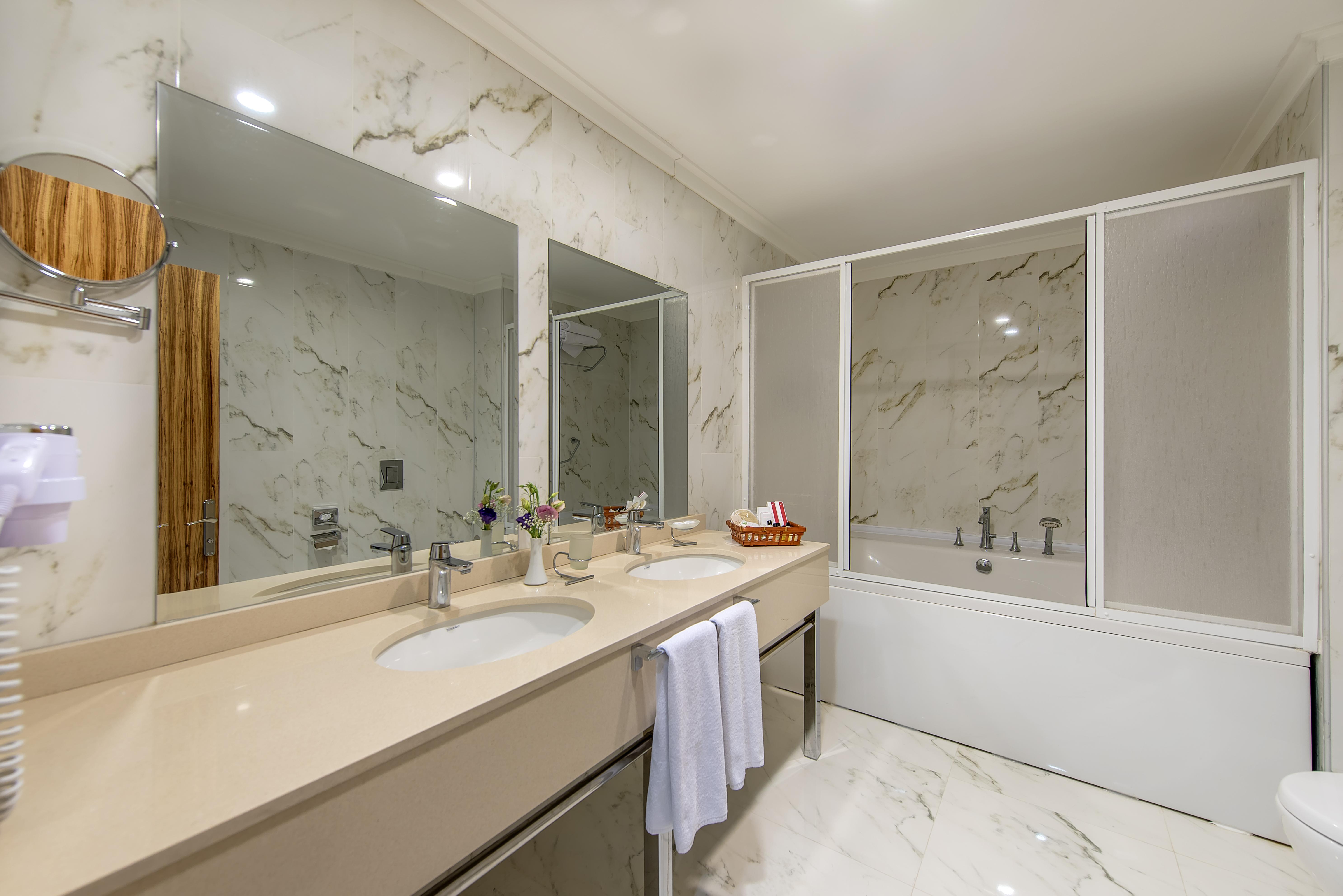 Hotel Ramada By Wyndham Cappadocia Ortahisar Zewnętrze zdjęcie