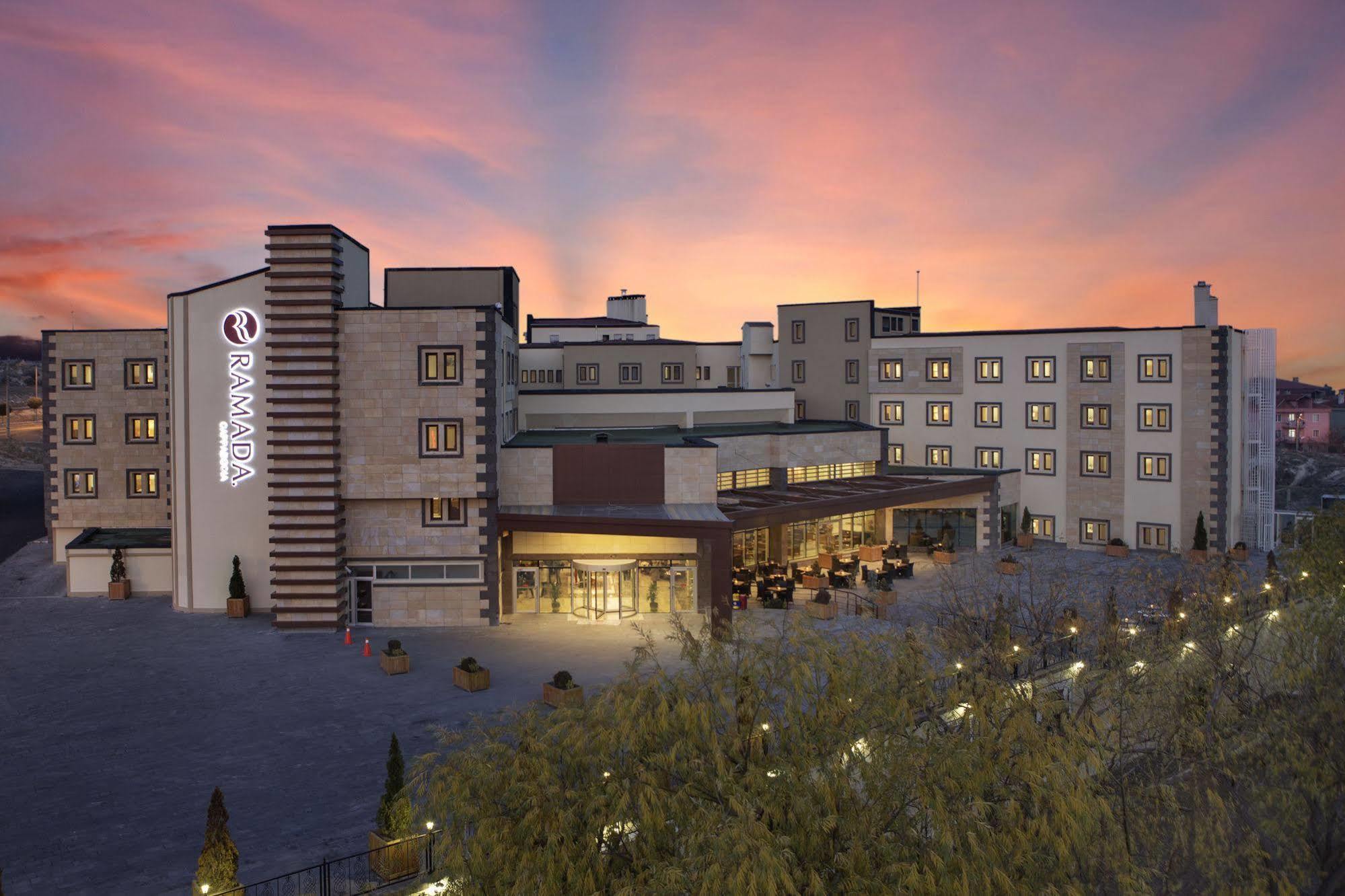 Hotel Ramada By Wyndham Cappadocia Ortahisar Zewnętrze zdjęcie